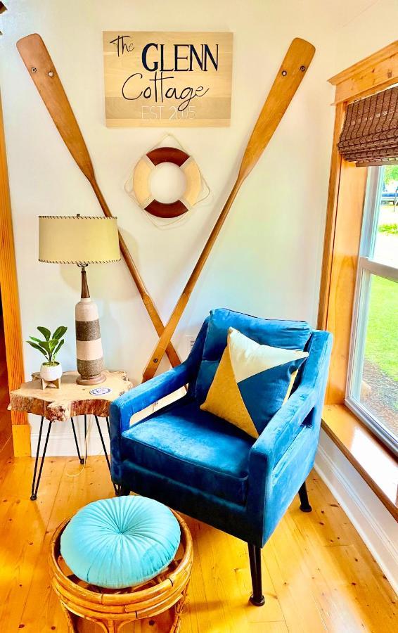 The Charming Glenn Cottage! Walk To Lake Michigan! Fennville Buitenkant foto