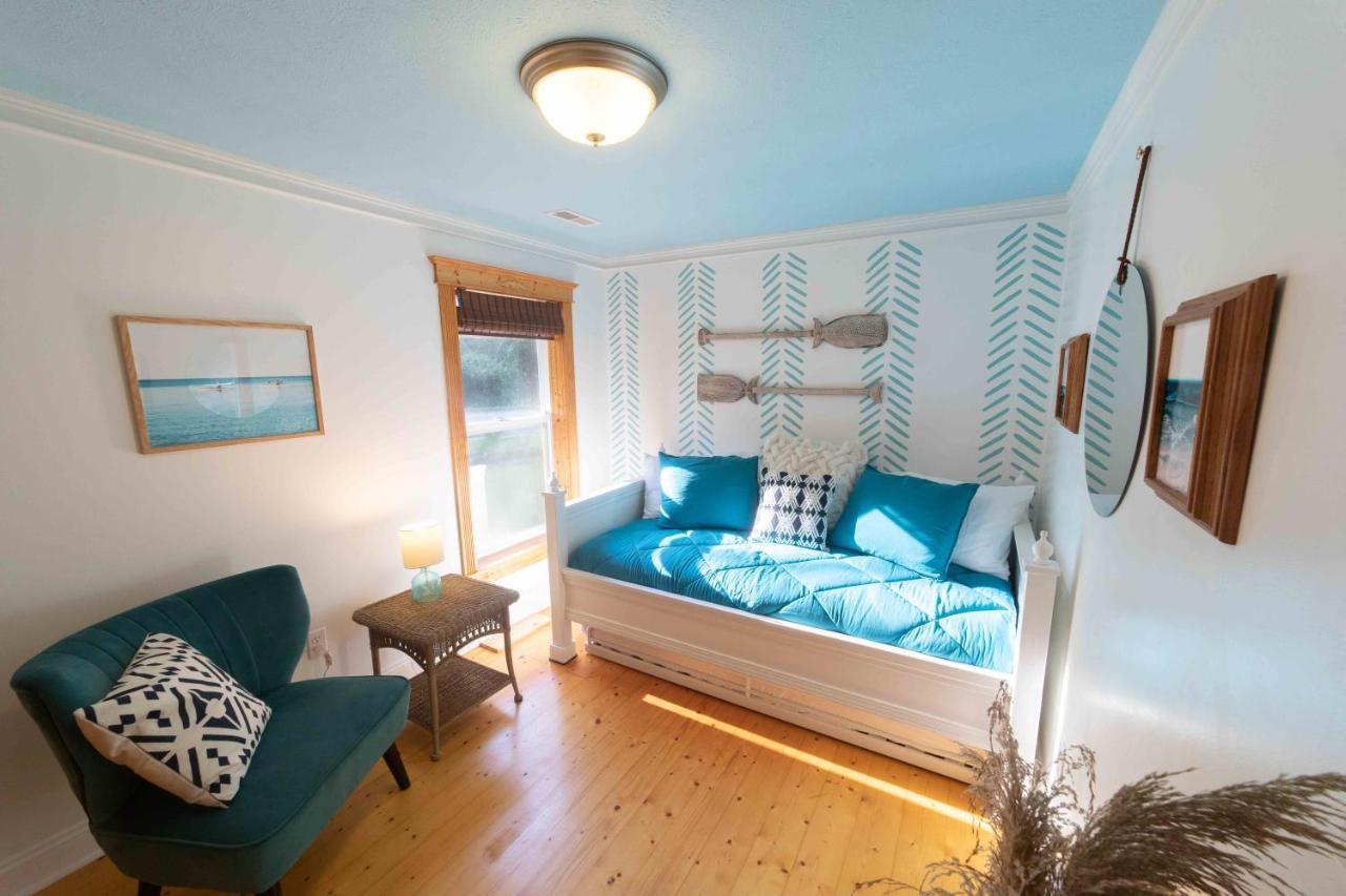 The Charming Glenn Cottage! Walk To Lake Michigan! Fennville Buitenkant foto
