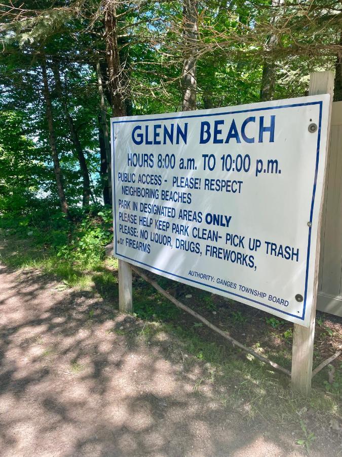 The Charming Glenn Cottage! Walk To Lake Michigan! Fennville Buitenkant foto