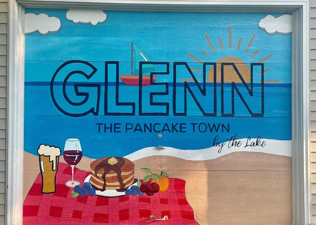 The Charming Glenn Cottage! Walk To Lake Michigan! Fennville Buitenkant foto